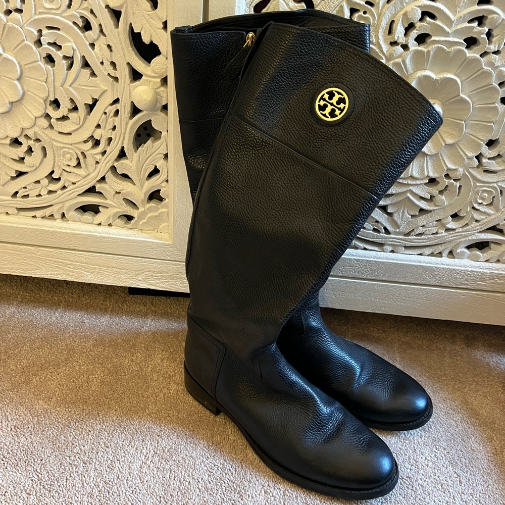 Tory Burch Boots (10.5)